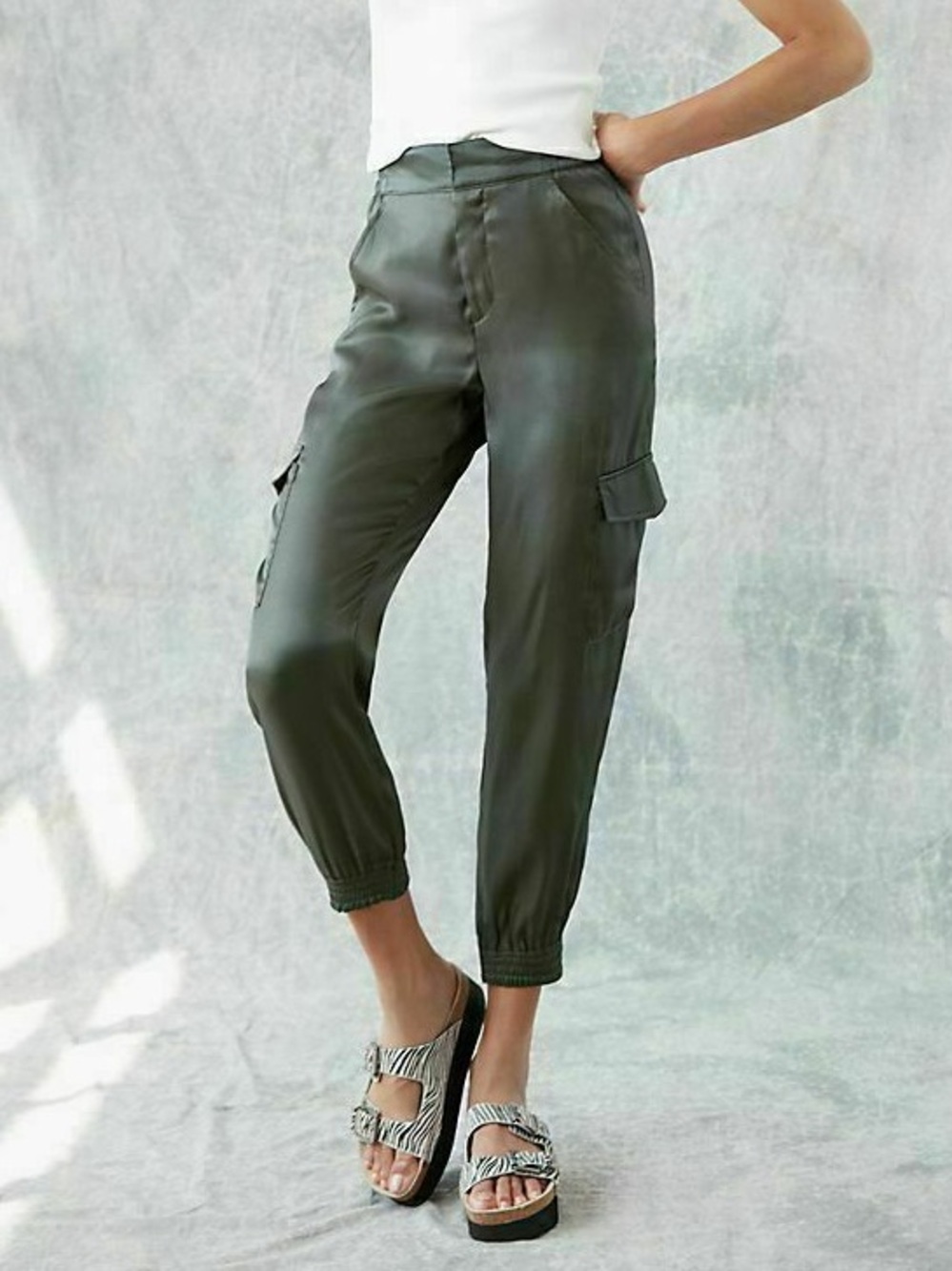 Anthropologie Shimmer Cargo Joggers Pants Trouser Charcoal Grey